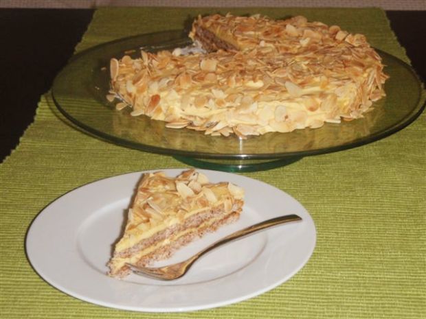 kolac sa bademom kolac sa bademom