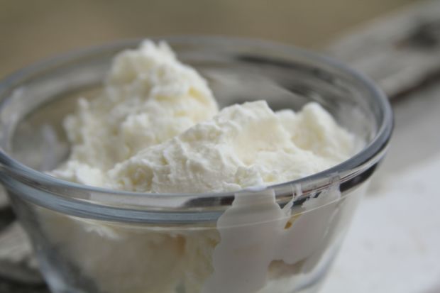 Sladoled od jogurta, mleka i pavlake recept