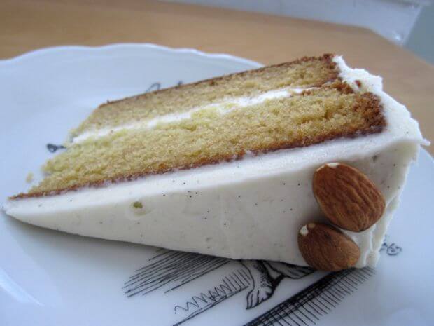 fina-torta-sa-bademom-i-vanilom fina-torta-sa-bademom-i-vanilom
