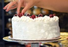 torta-sa-visnjama