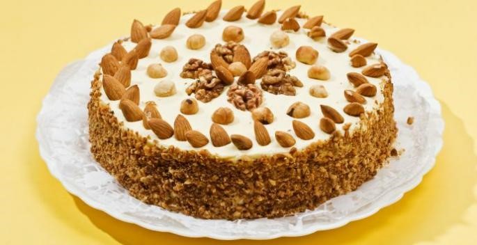 bebina torta sa bademom bebina torta sa bademom
