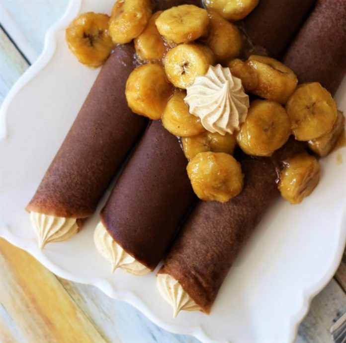 Kakao palačinke sa šamom i bananama Kakao palačinke sa šamom i bananama