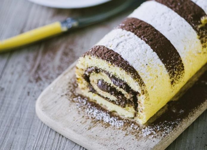 Kakao rolat sa pudingom Kakao rolat sa pudingom